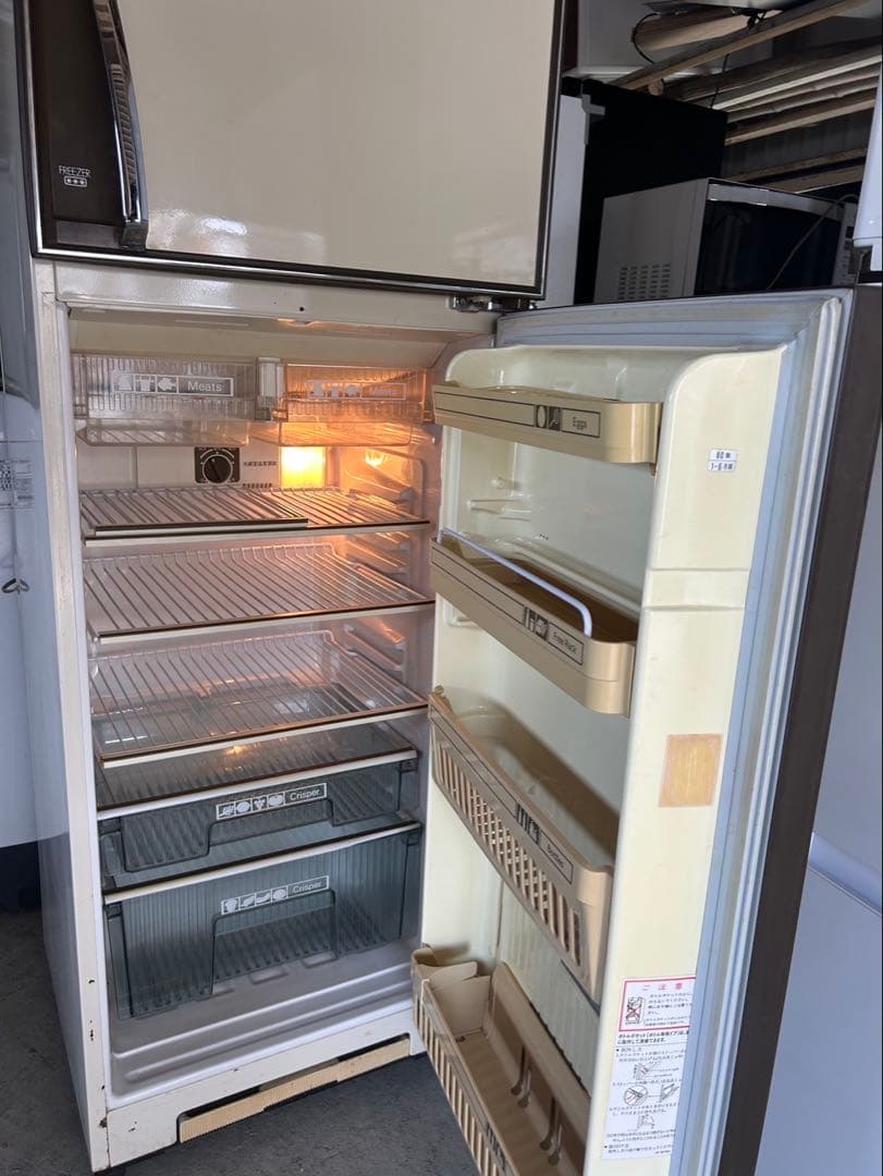 早*す様 美品レトロなクリーム色 冷蔵庫