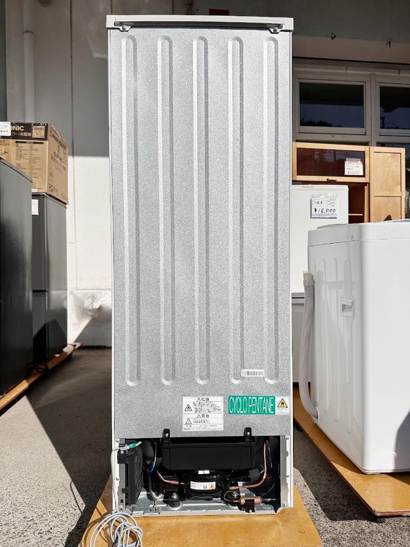 Panasonic 2ドア冷凍冷蔵庫 180L 右開き 2023年製 ホワイト