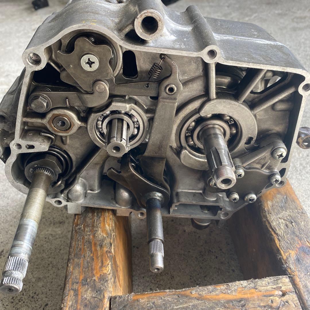 カブ　モンキー系6Vエンジン