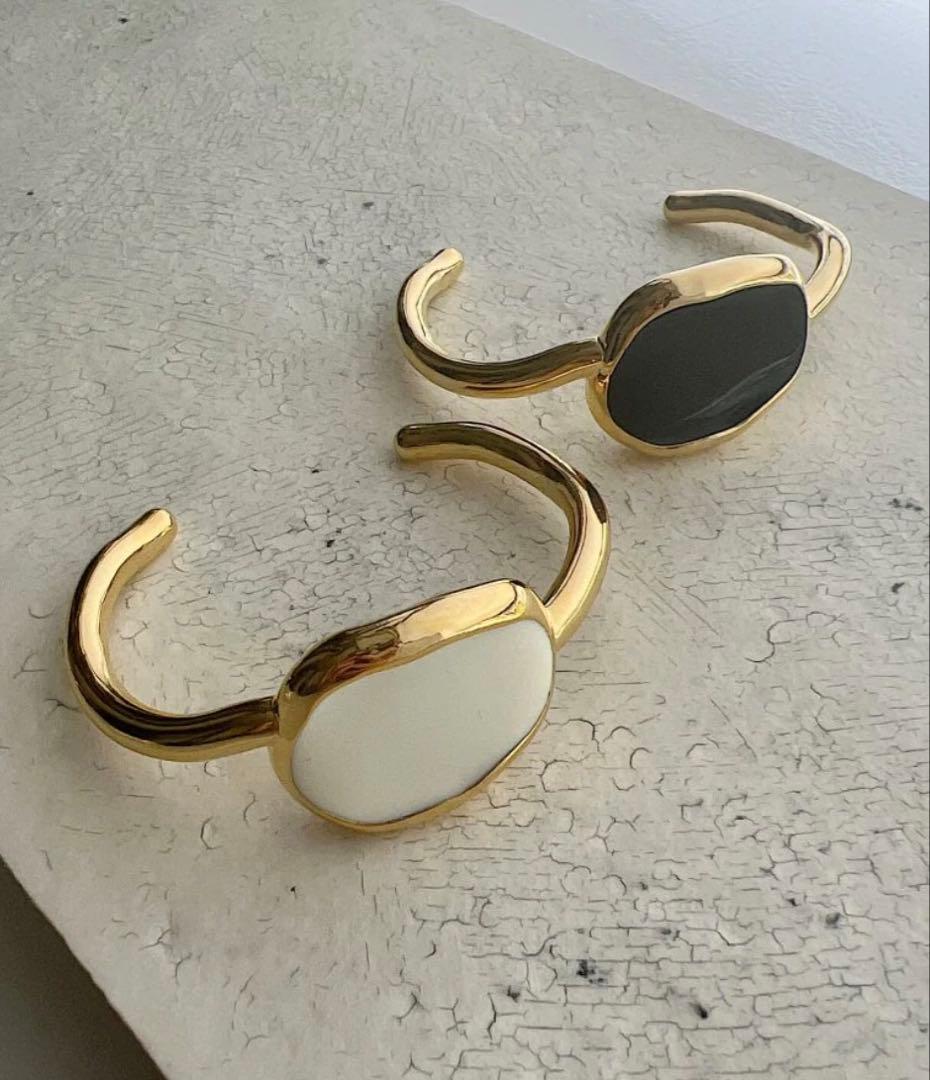 【新品未使用】Chieko+ チエコプラス Lulu bangle ゴールド