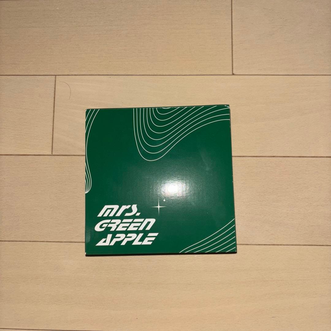 Mrs. GREEN APPLE ポータブルＣＤプレーヤー ショルダーバッグ付き