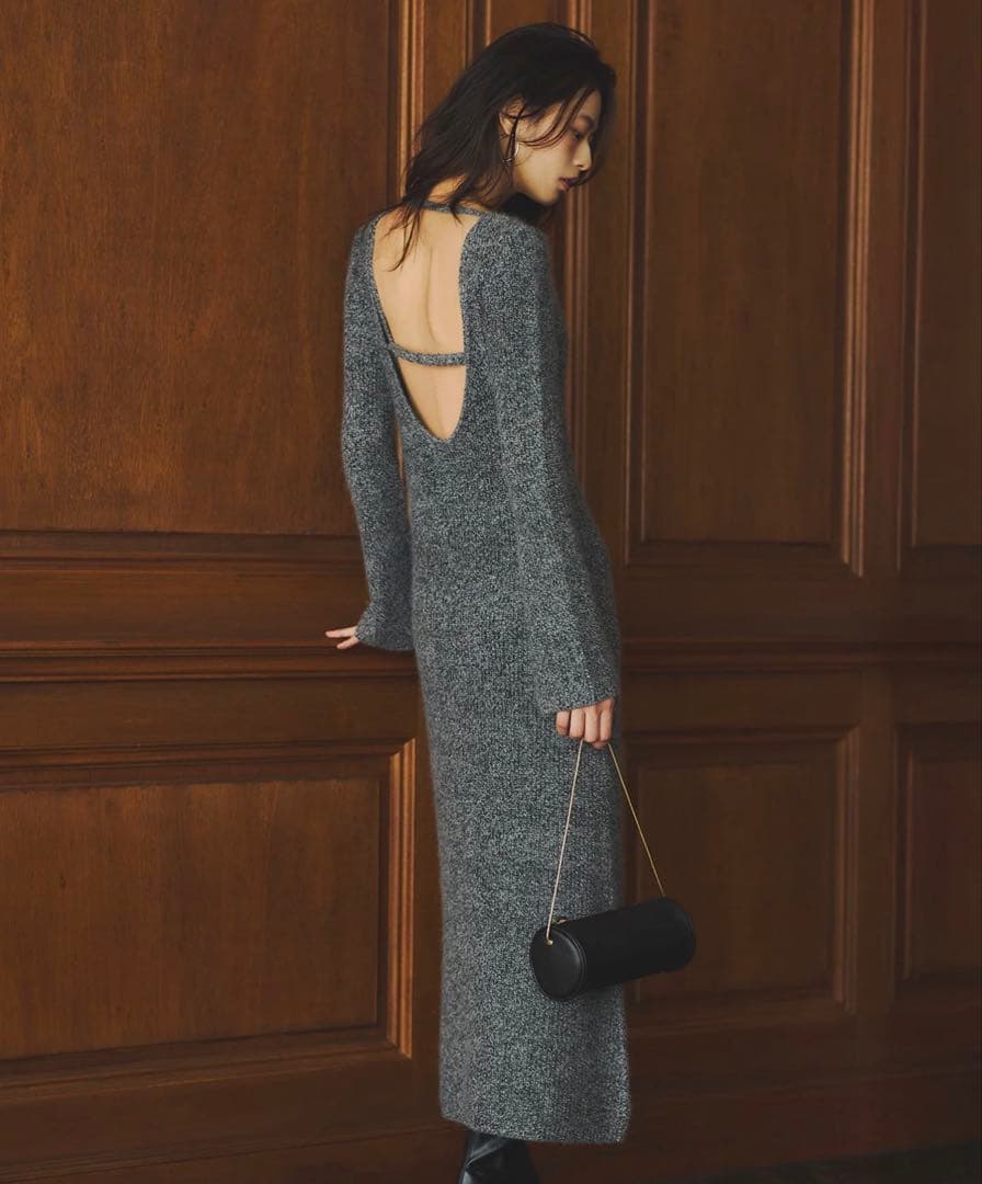 【2025新品未使用】アニュアンス完売品バックオープンレイヤーニットワンピース