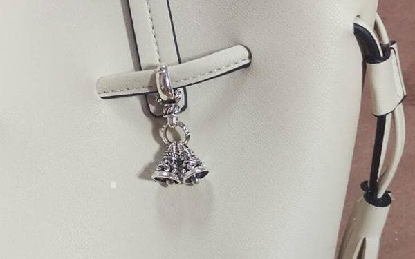 シルバー925　ツインベルのキーホルダー・チャーム ロンワンズ風