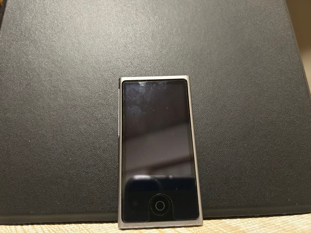 【美品】iPod nano 第7世代 16GB ブラック