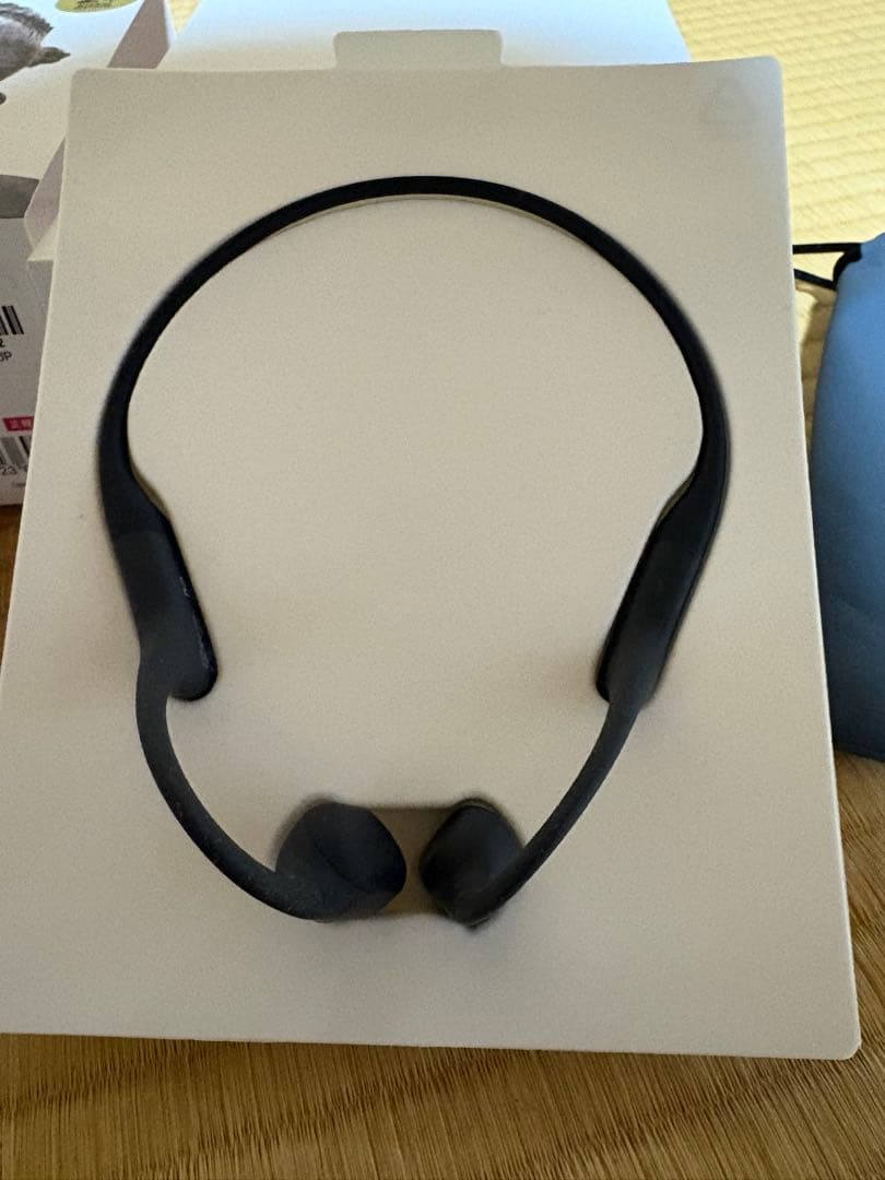 SHOKZ 骨伝導イヤホン open run mini 袋　箱付き