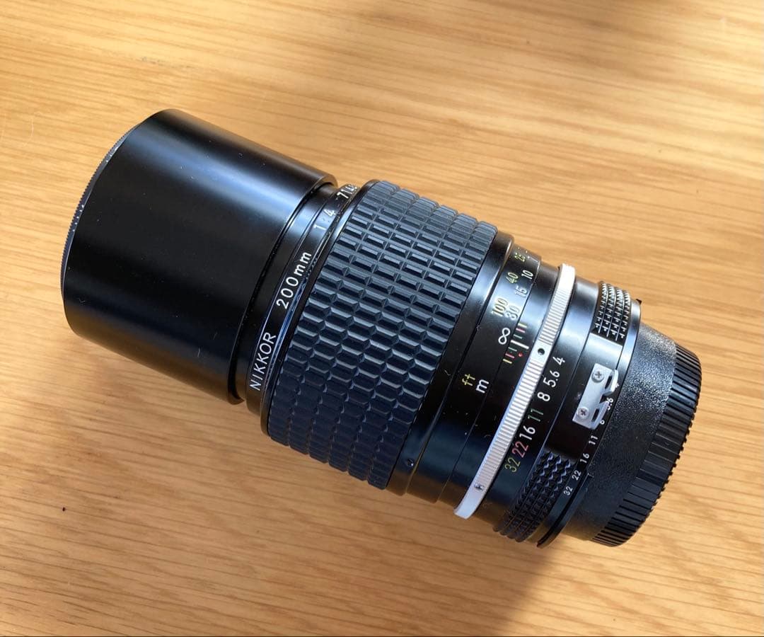 Nikonズームレンズ　NIKKOR200mm