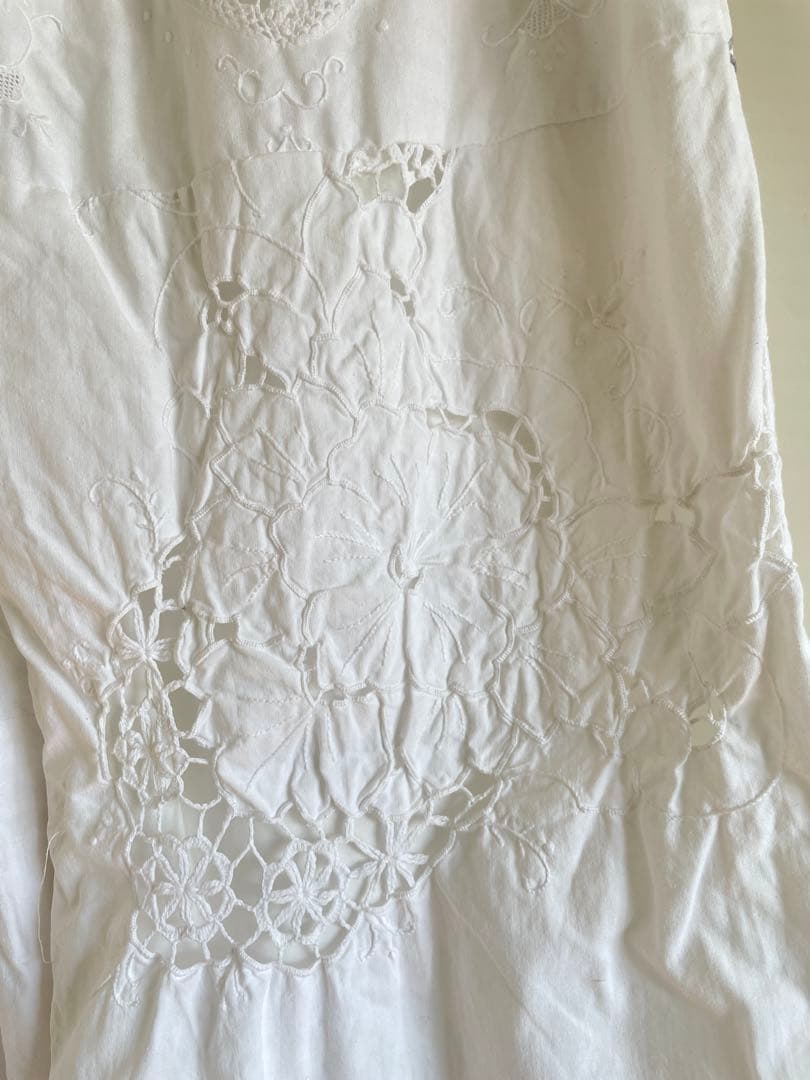 【新品】ヴンテージクロスリメイクパンツ　パッチワークパンツ　全裏地付き　ピンク花