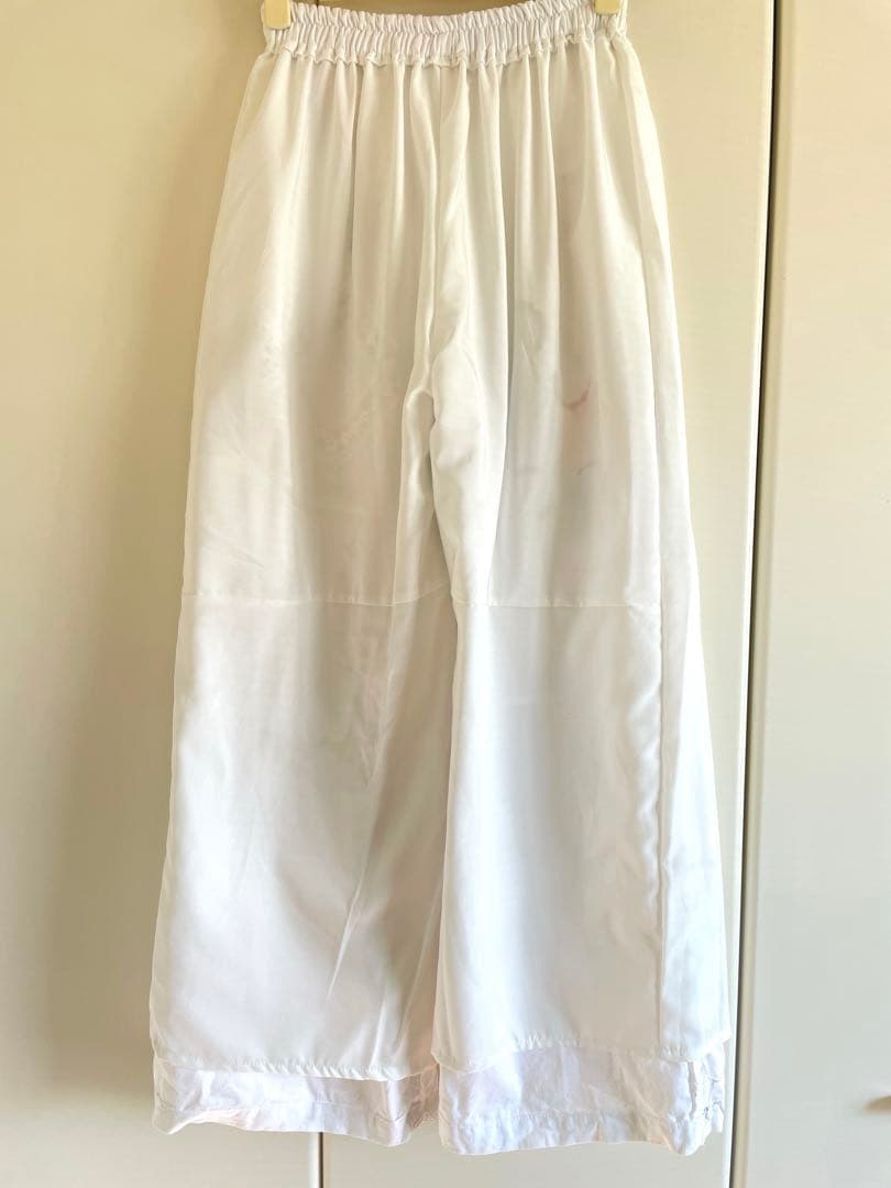 【新品】ヴンテージクロスリメイクパンツ　パッチワークパンツ　全裏地付き　ピンク花