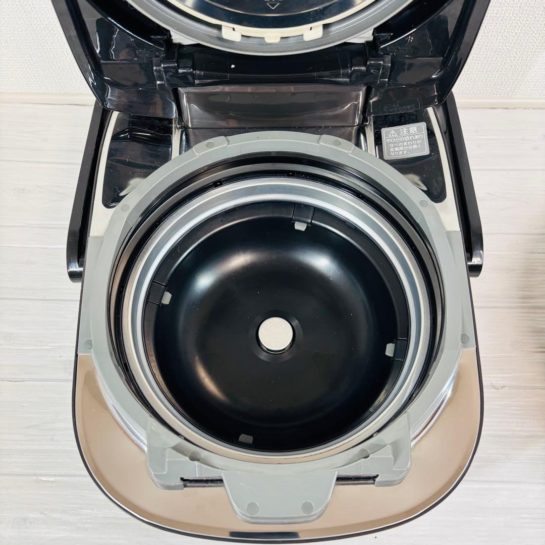 ZOJIRUSHI 圧力IH炊飯器 NP-WT10 5,5合 南部鉄器 極め羽釜