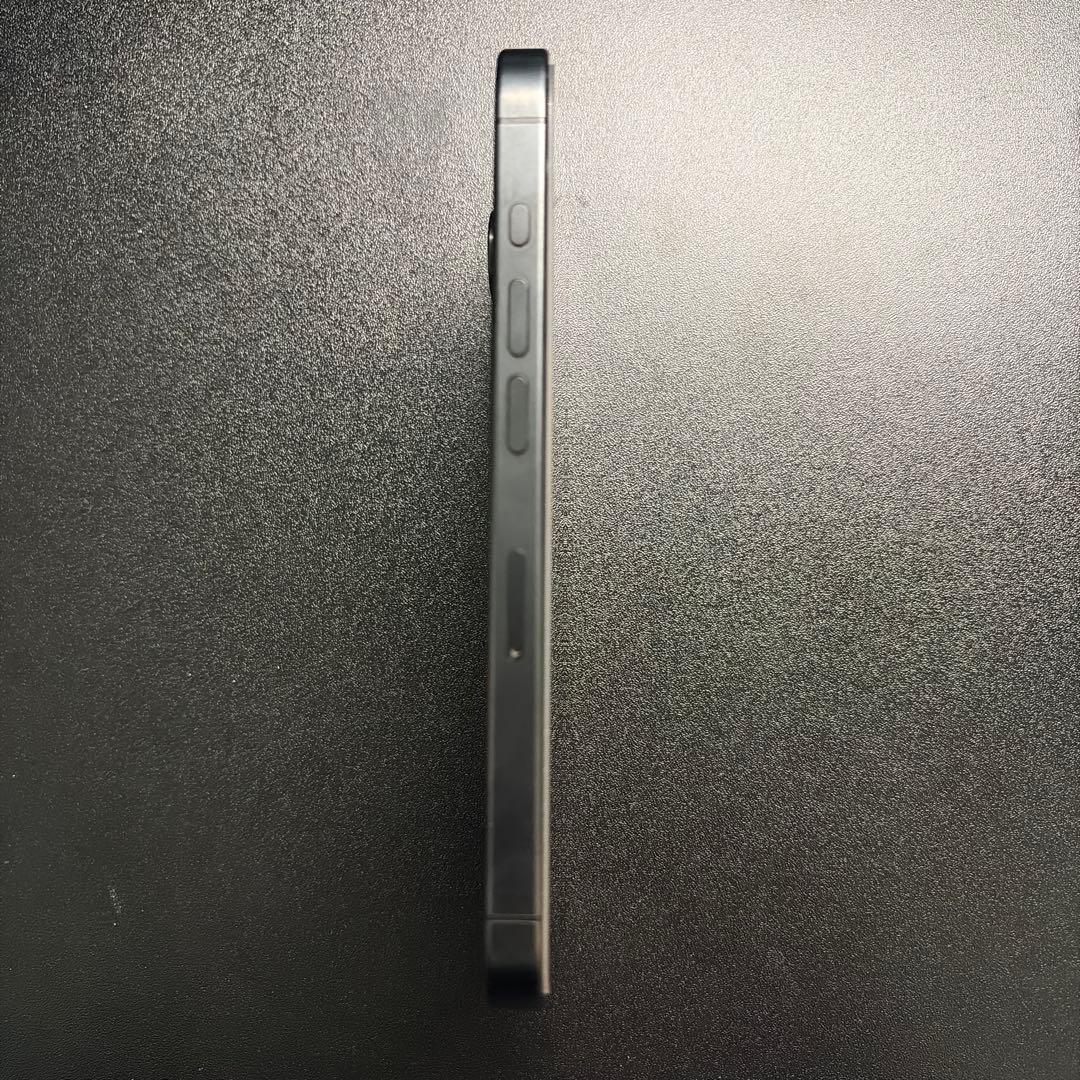 iPhone 15Pro 128GB ブラックチタニウム本体　SIMフリー