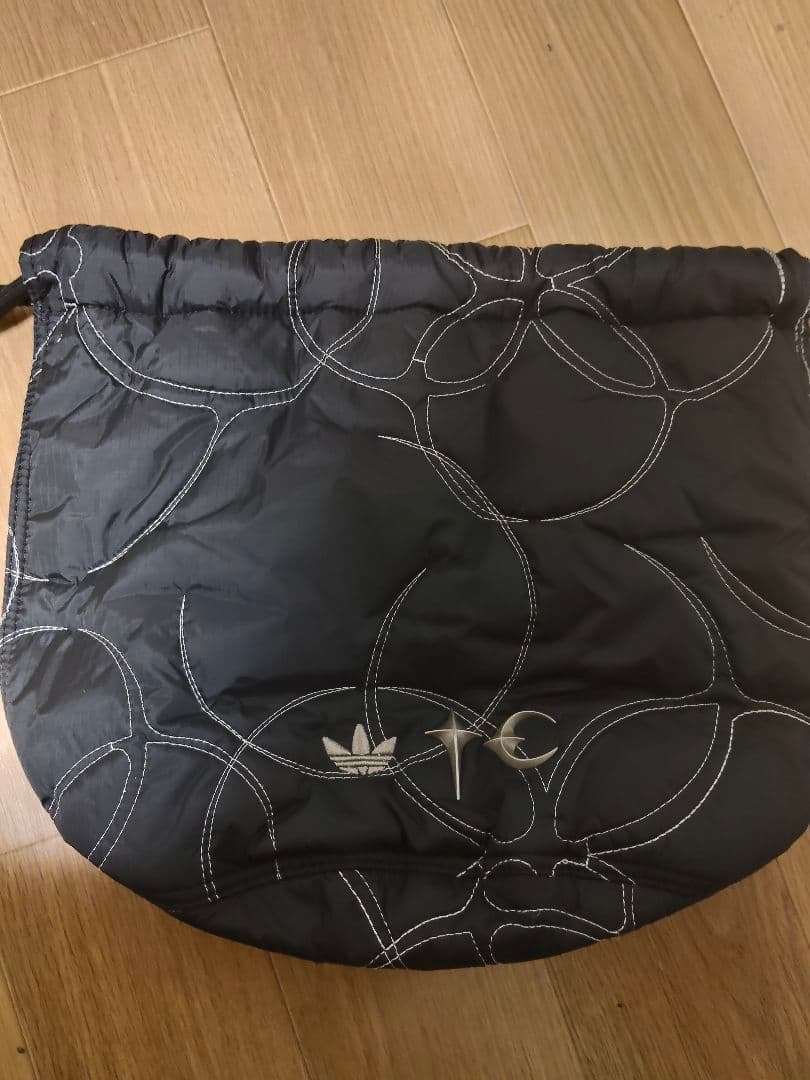 バッグ adidas Thug Club Padded Bag