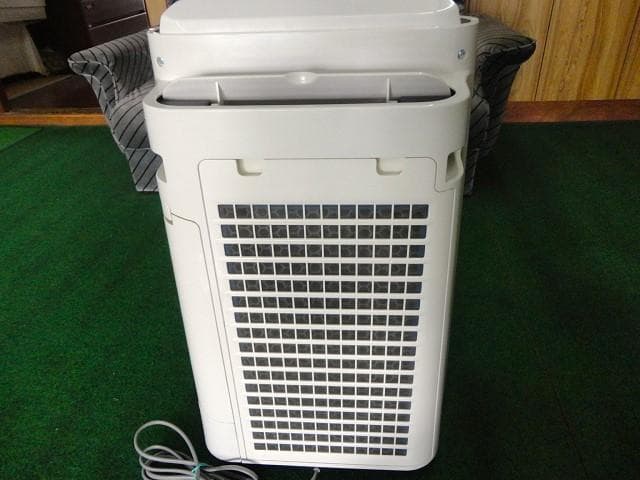 美品 KC-R50-W 2023年 SHARP シャープ 空気清浄機 加湿器