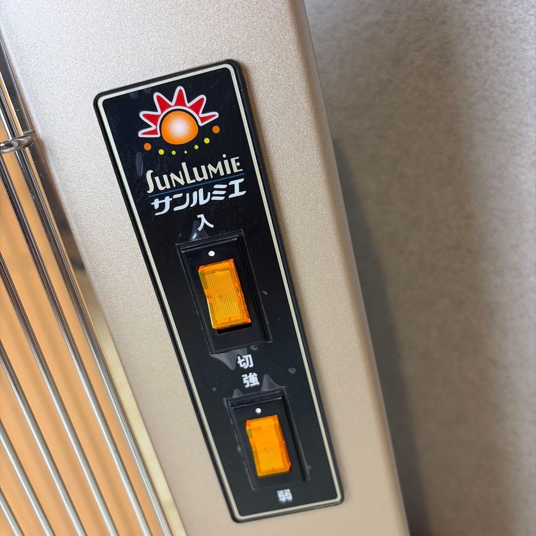 極美品 サンルミエ キュート 遠赤外線 暖房器 E800LS パネルヒーター ②