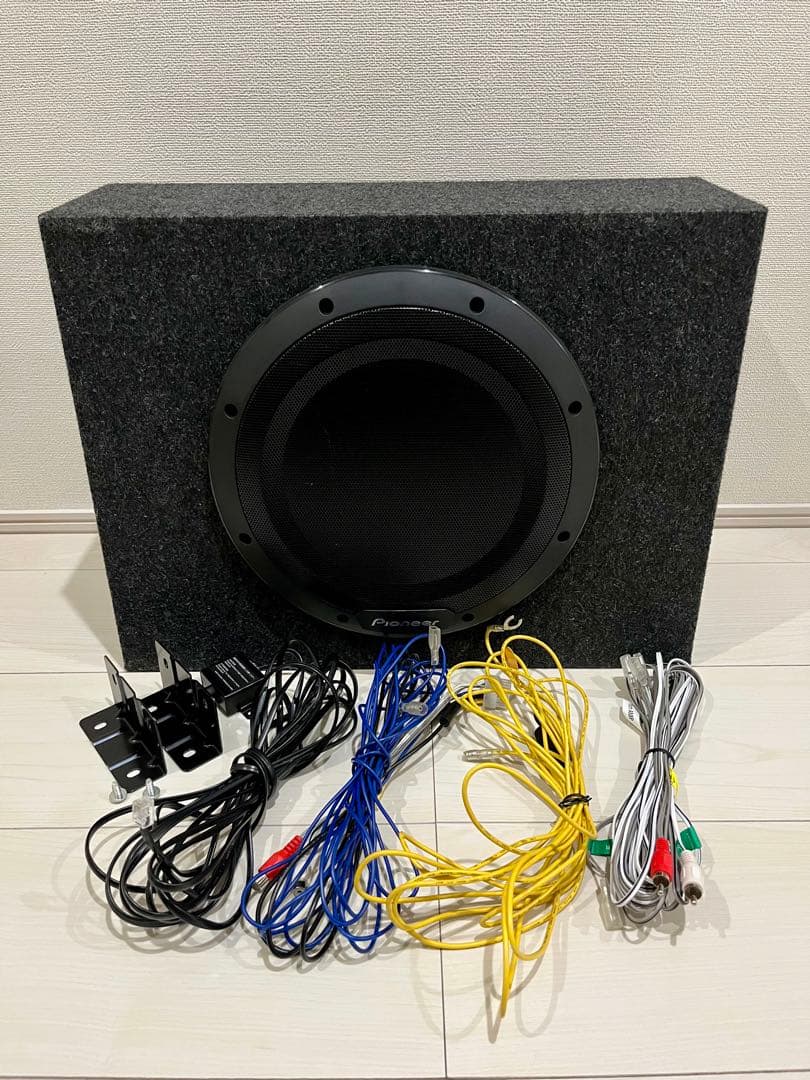 カロッツェリア TS-WX1010A 25cmサブウーファー 280Wアンプ内蔵