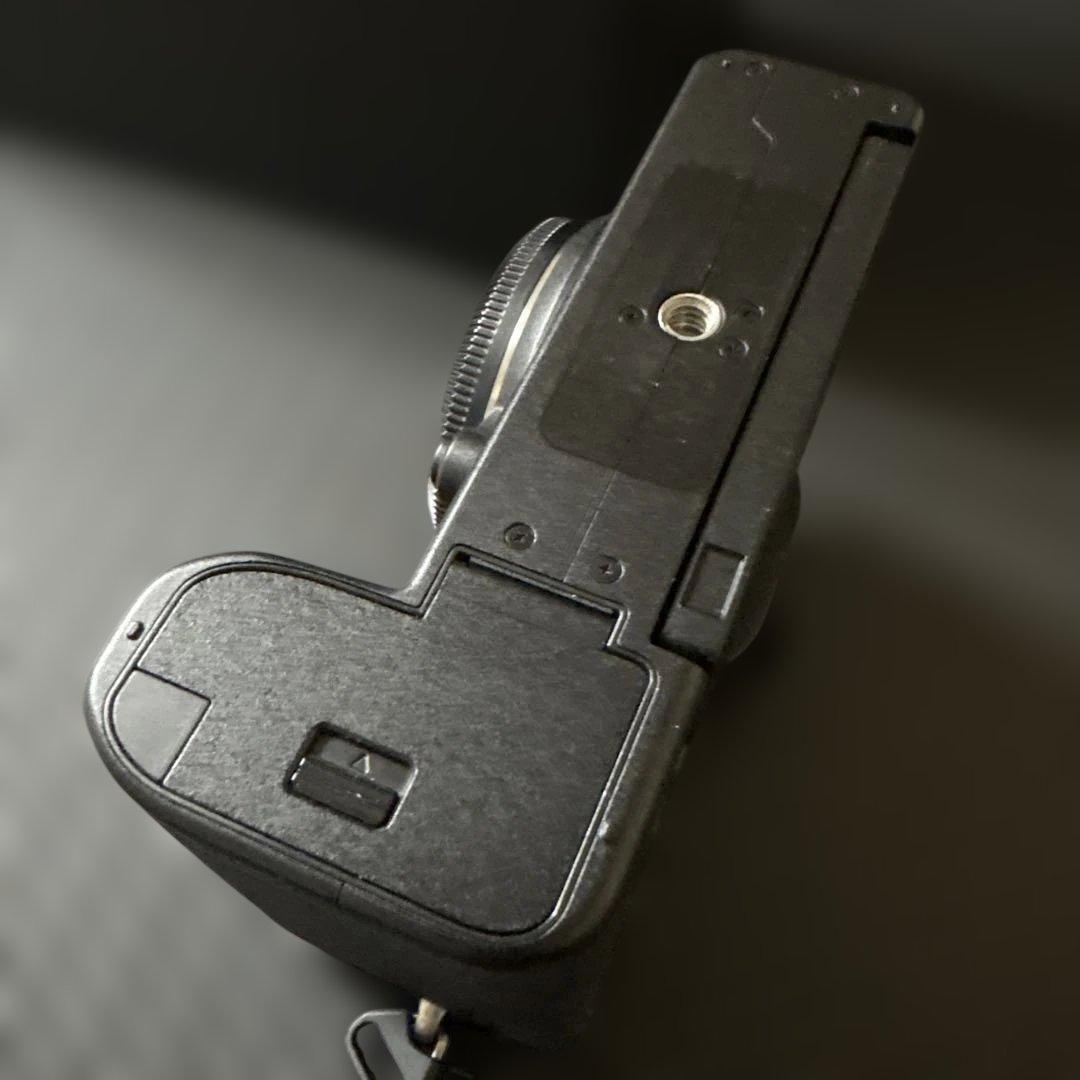 FUJIFILM X-S20 ボディ単体 ( 付属品すべて揃っています )