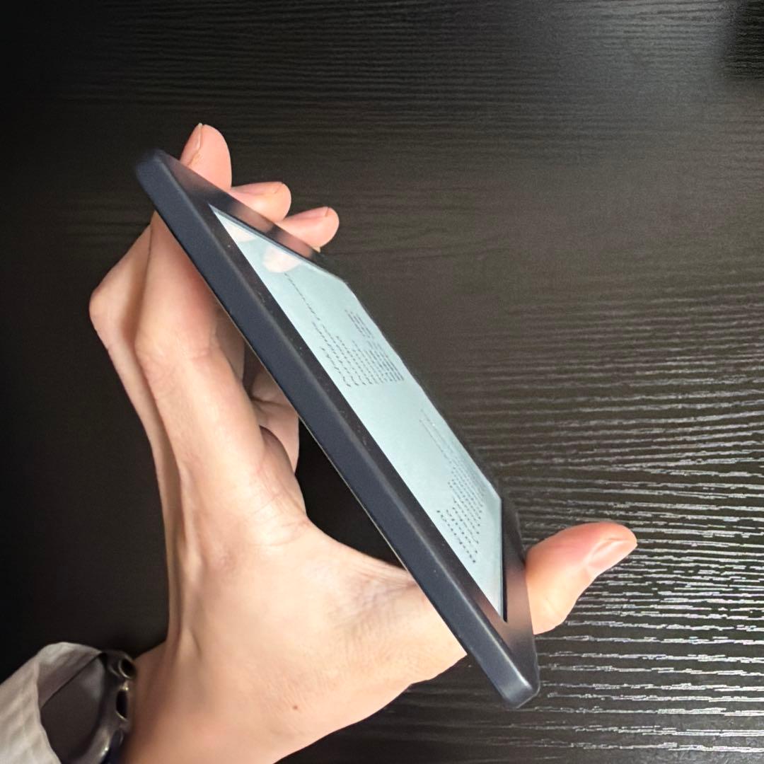 Rakuten Kobo 電子書籍リーダー 本体+ケース