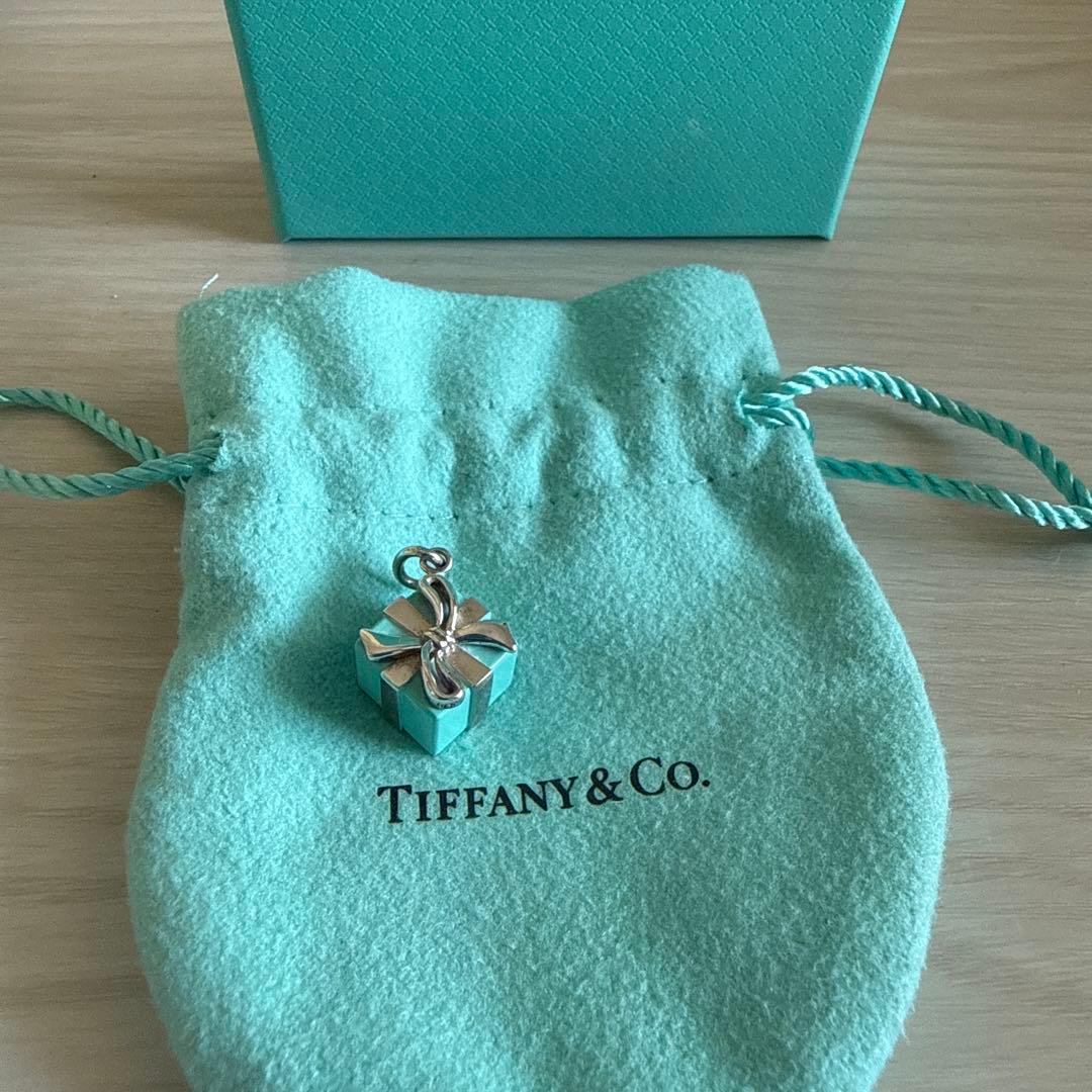 Tiffany & Co. シルバーリボンチャーム