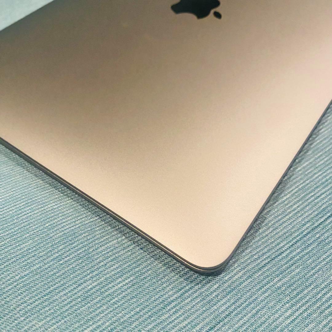 MacBookAir 13インチ 2020 Core i3 8G 256GB