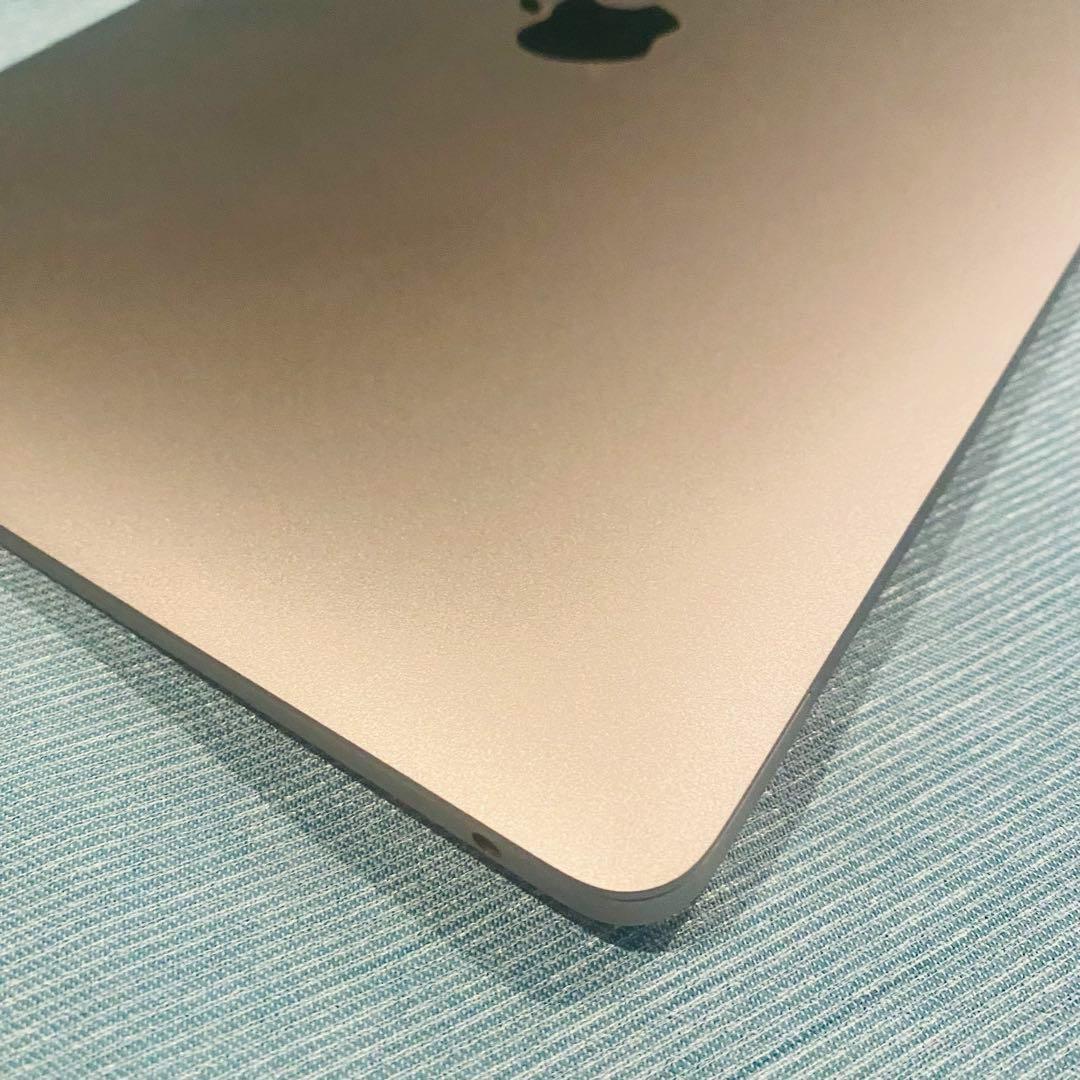 MacBookAir 13インチ 2020 Core i3 8G 256GB