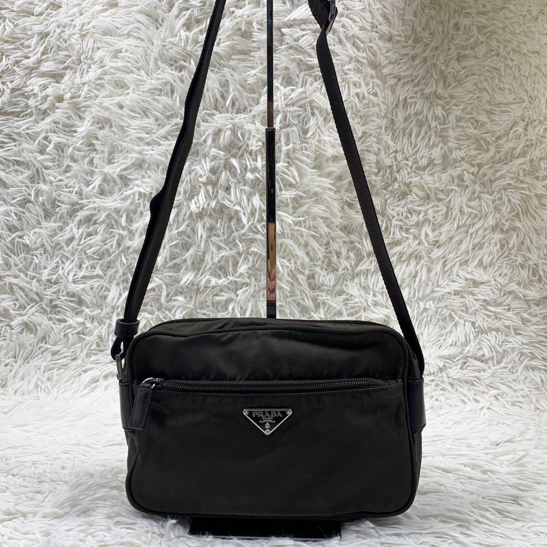 【✨美品✨】プラダ カメラバッグ 三角ロゴ ナイロン カーキ ギャランティ付き