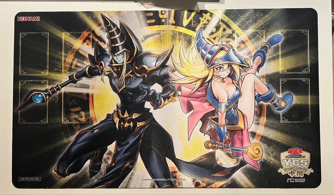 【海外会場限定】　魔術師の弟子ブラック・マジシャン・ガール　デュエルセット