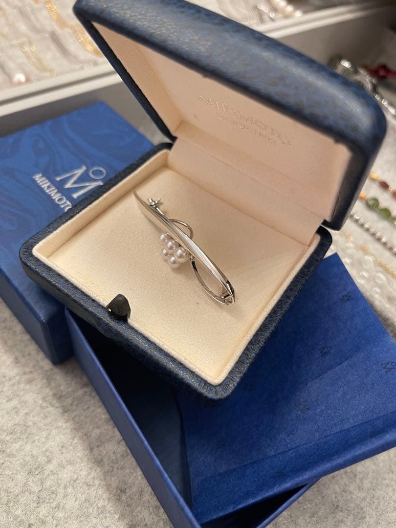 MIKIMOTO ミキモト　真珠　ベビーパール　ブローチ シルバー 5珠