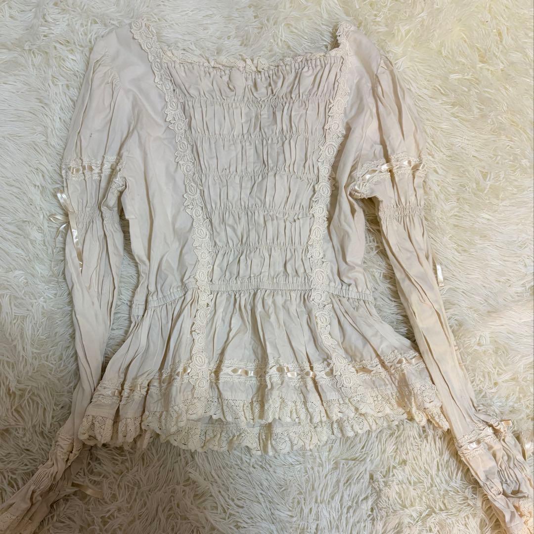 イノセントワールド　薔薇レースピンタックブラウス　　ブラウス　ロリータリ