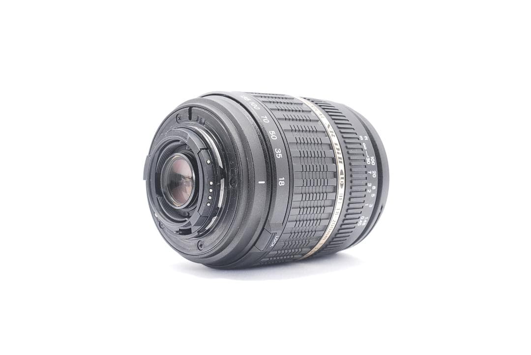 【実用品】Nikon D7100 高倍率レンズセット 初心者～ハイアマチュア向け