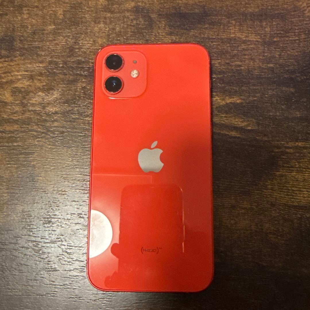 Apple iPhone 12 赤
