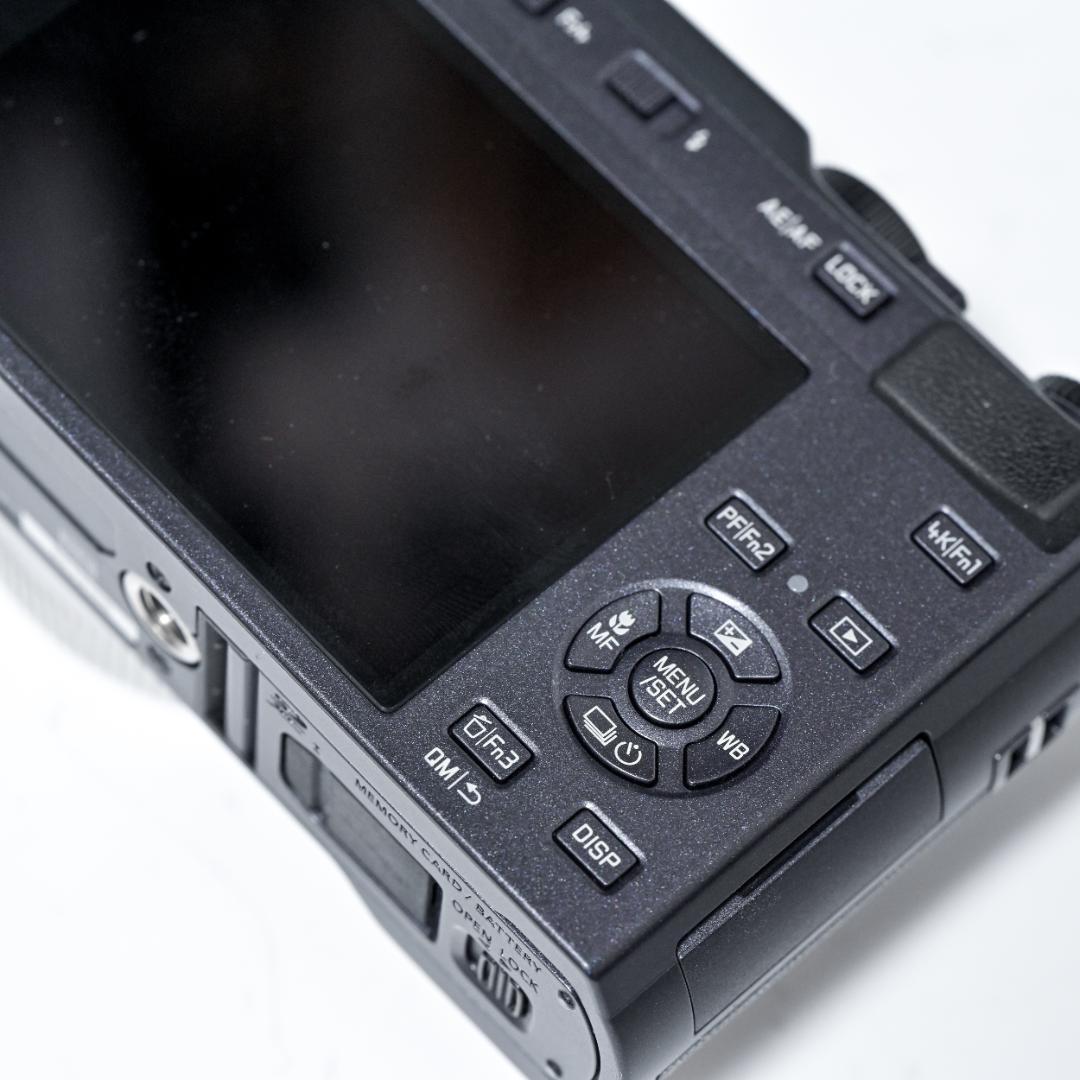 LEICA C-LUX ミッドナイトブルー　【ライカ整備品】美品