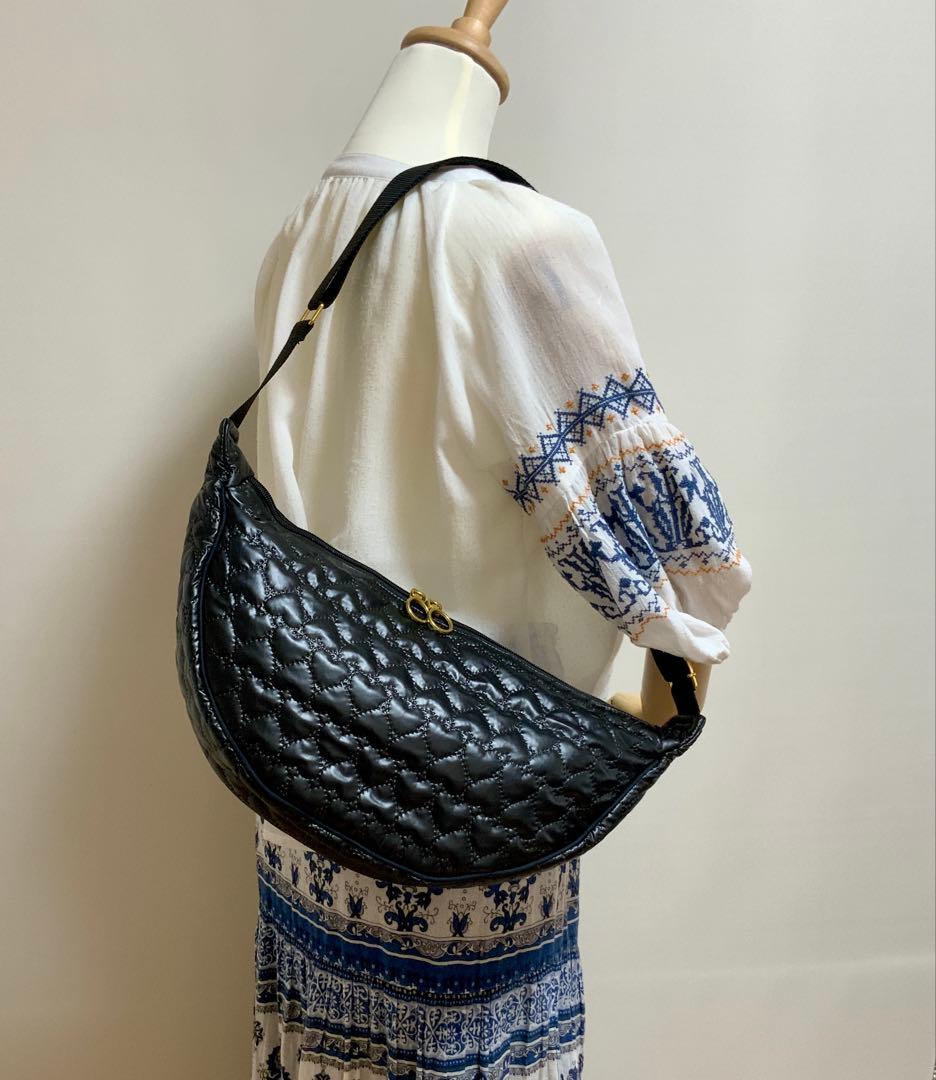 hinaページ　大きなラウンドショルダーバッグ3点