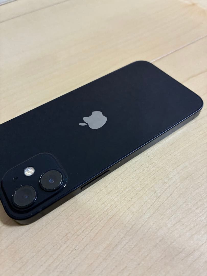 iPhone 12 mini ブラック