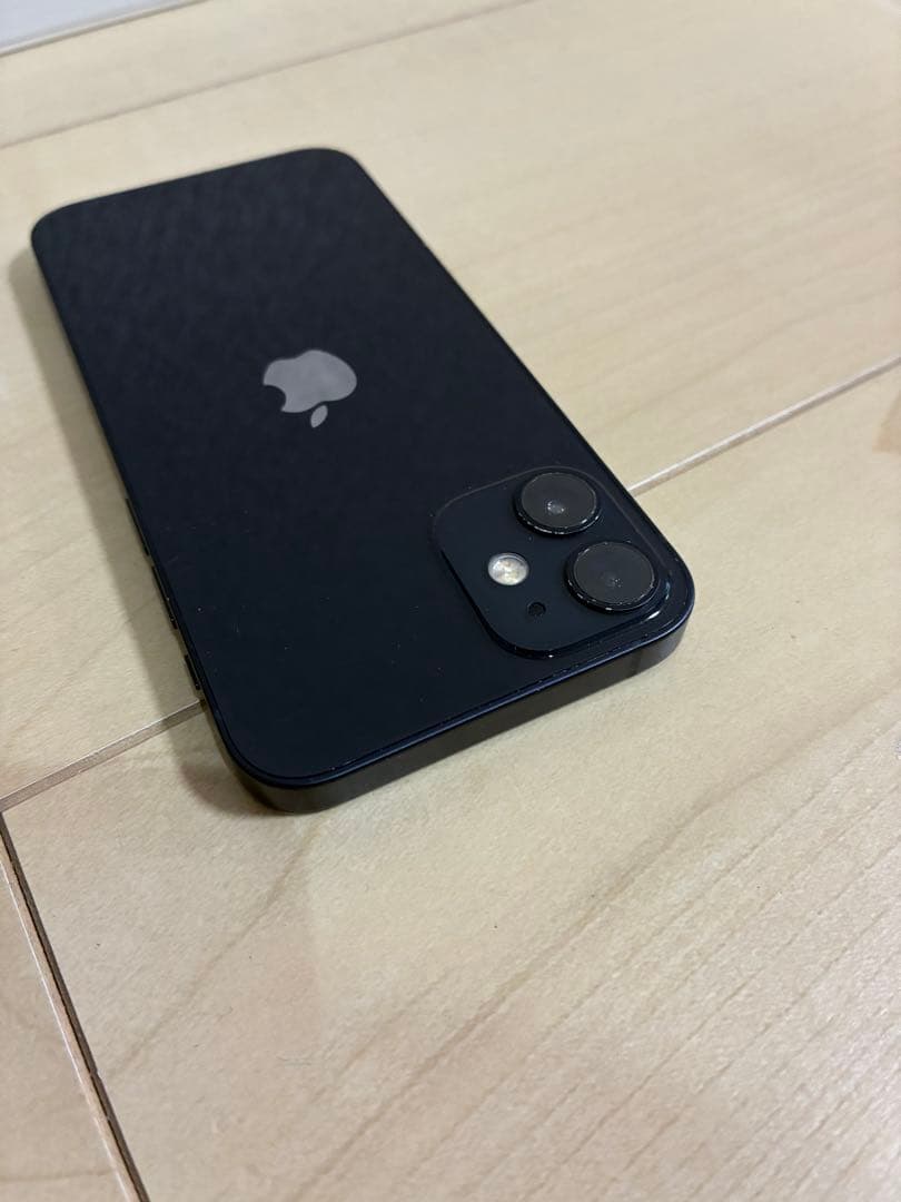 iPhone 12 mini ブラック