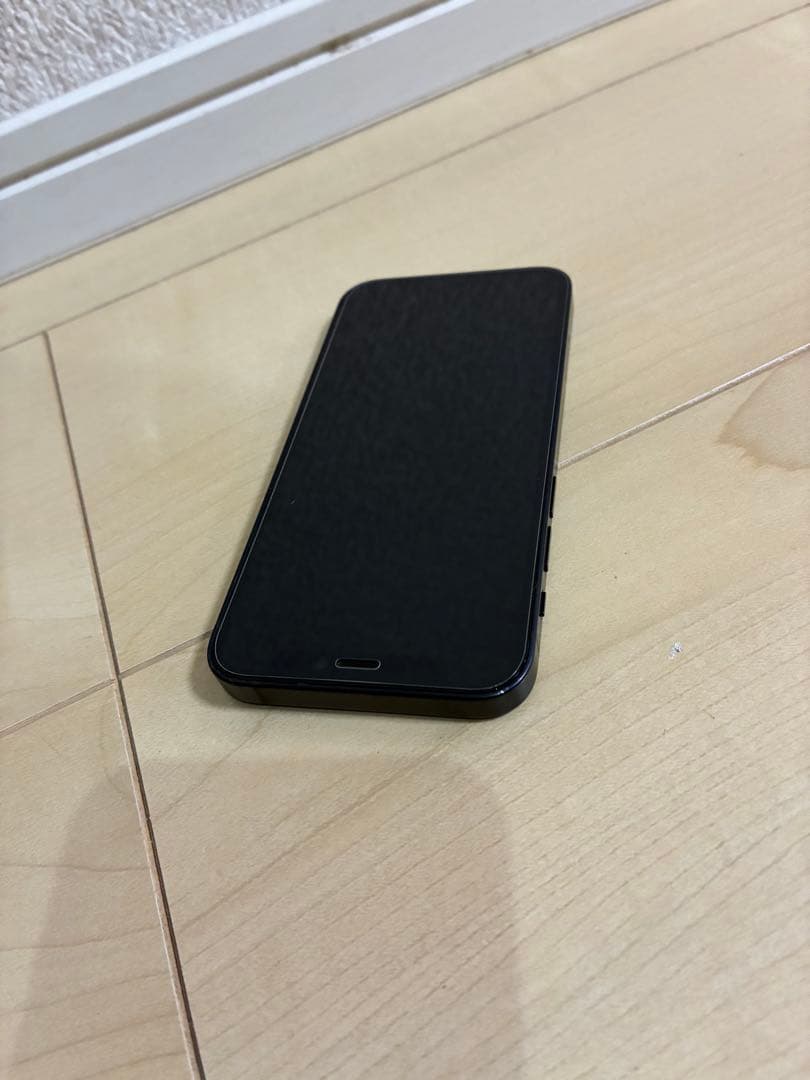 iPhone 12 mini ブラック