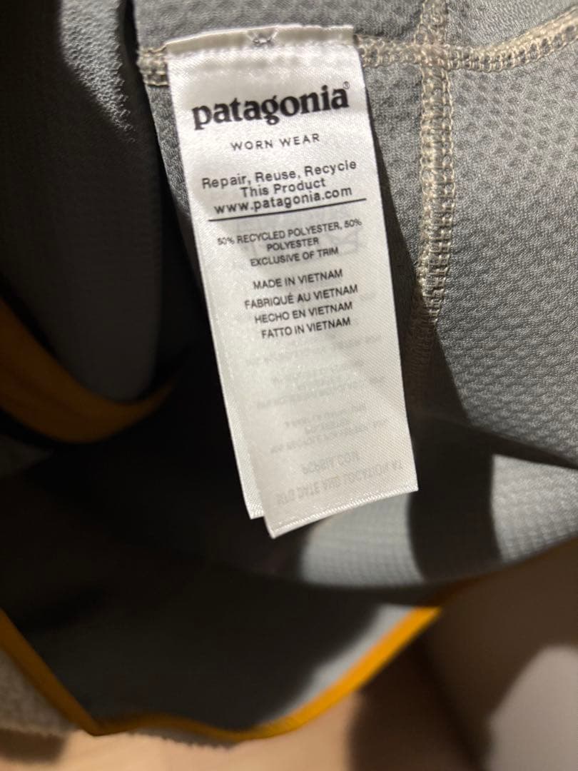 patagonia レトロX フリースベスト　クリーム/イエロー