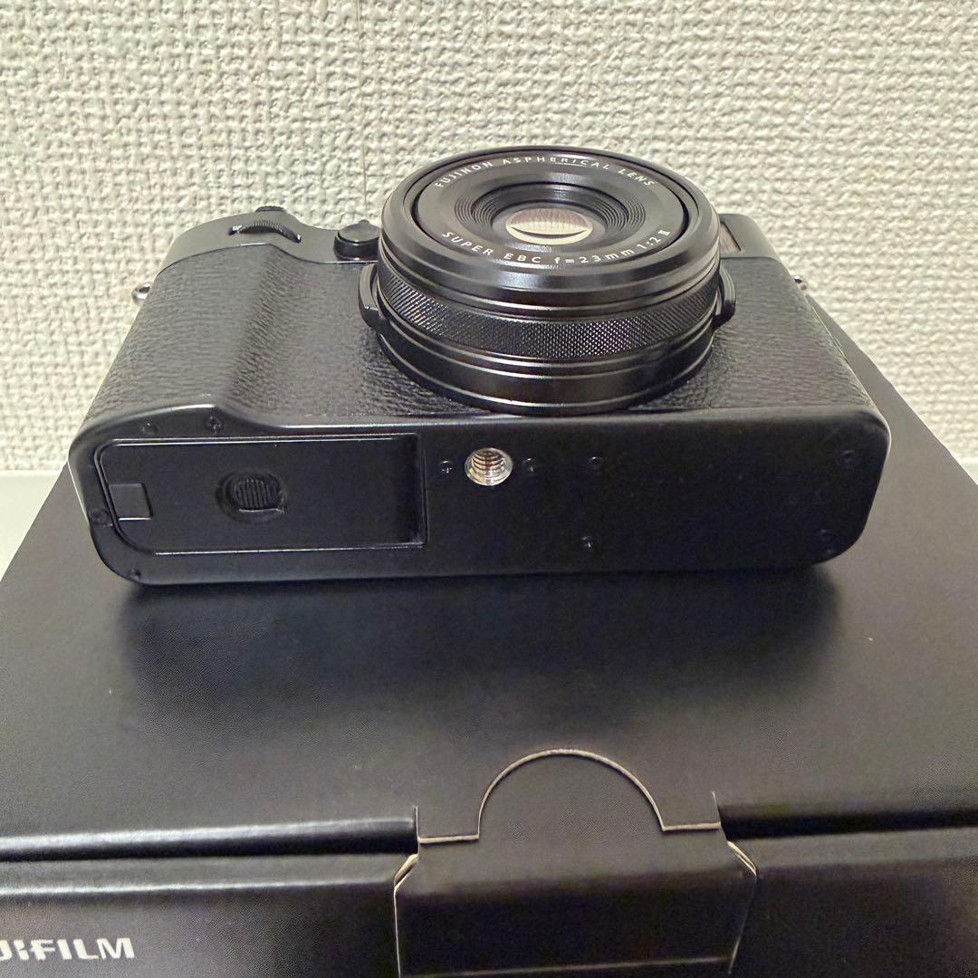 Fujifilm X100VI ブラック 本体と付属品