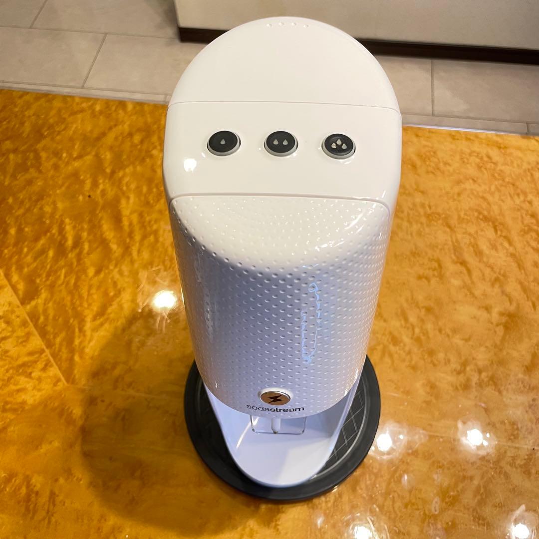 Sodastream One Touch 満タンガスシリンダー2本、ボトル2本