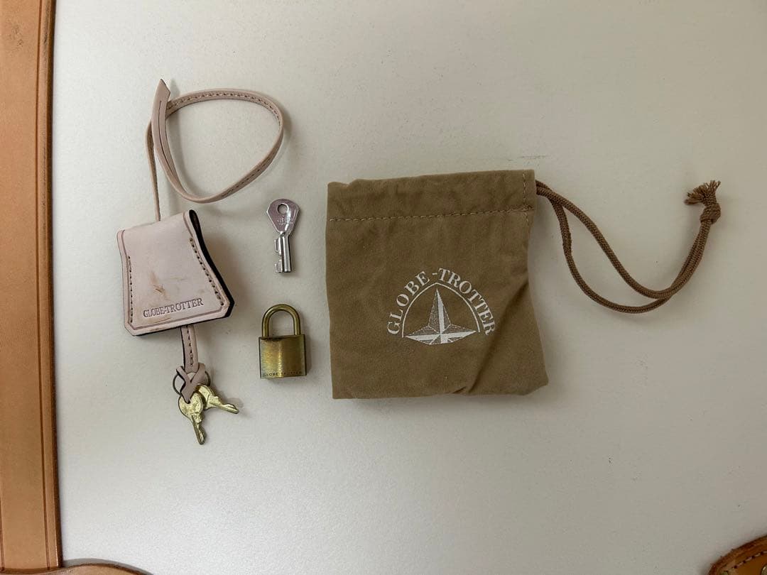 GLOBE TROTTER サファリ　33インチ　エクストララージスーツケース