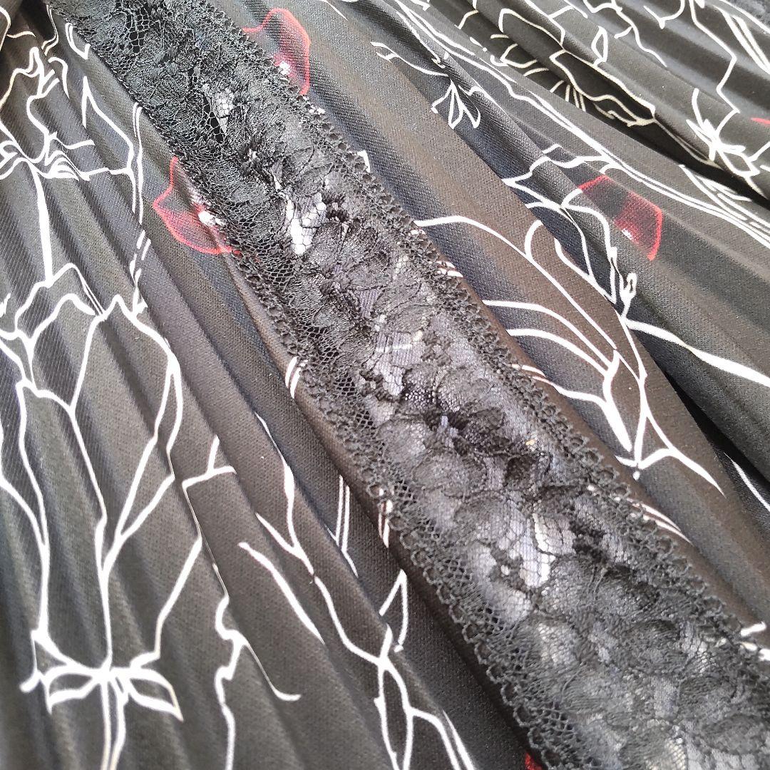 美品 ヴァレンティノ 長袖 花柄 キスマーク柄 レース ロングワンピース 黒