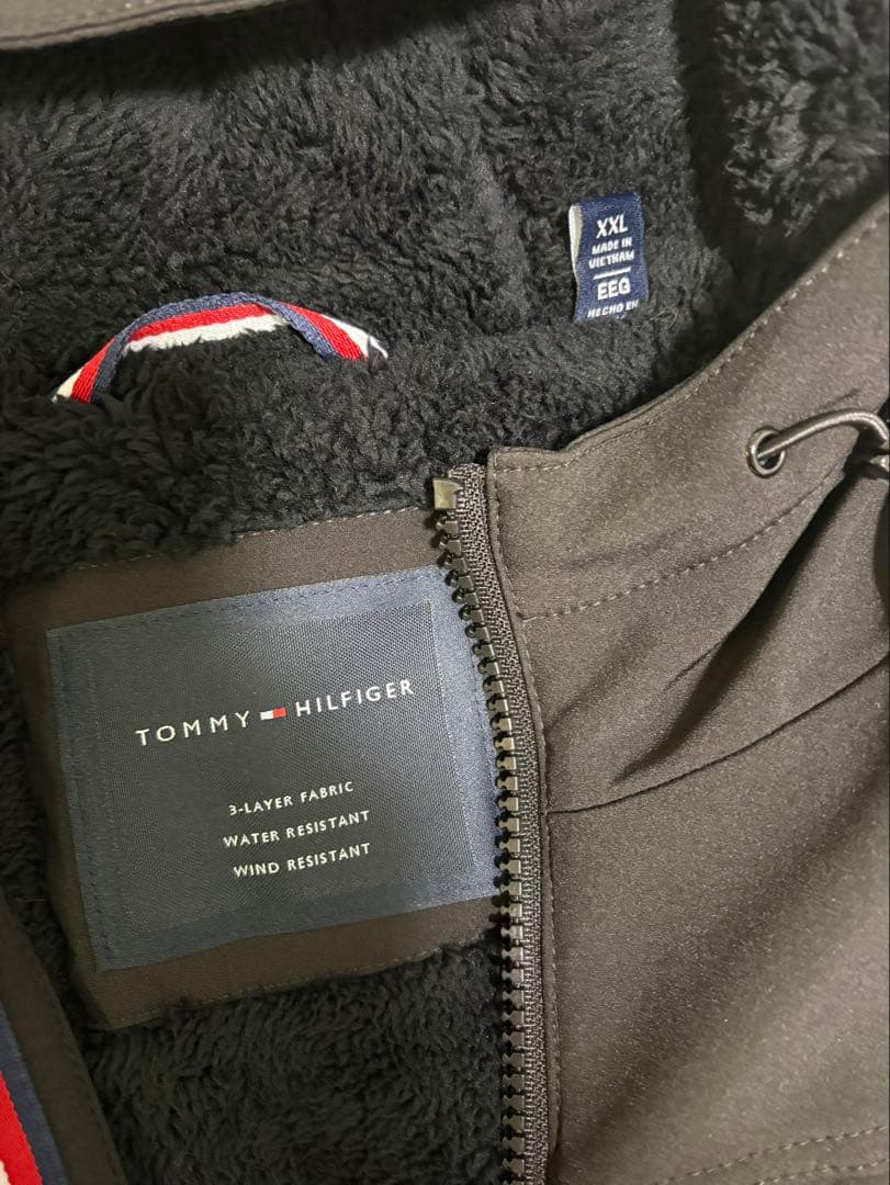   フード付きジャケット ブラック