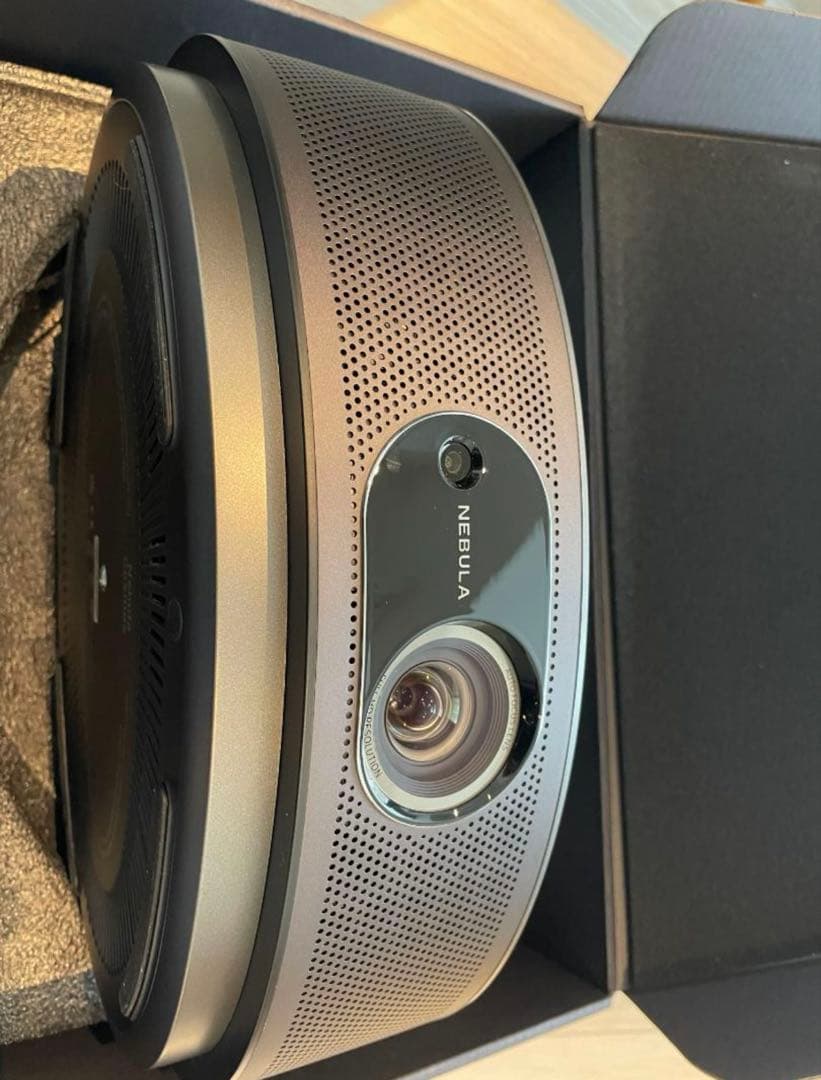 L*e様 Anker Nebula Cosmos プロジェクター