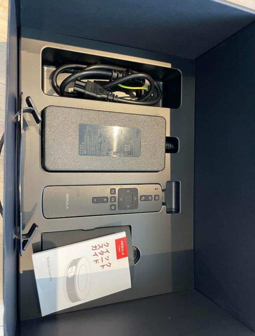 L*e様 Anker Nebula Cosmos プロジェクター