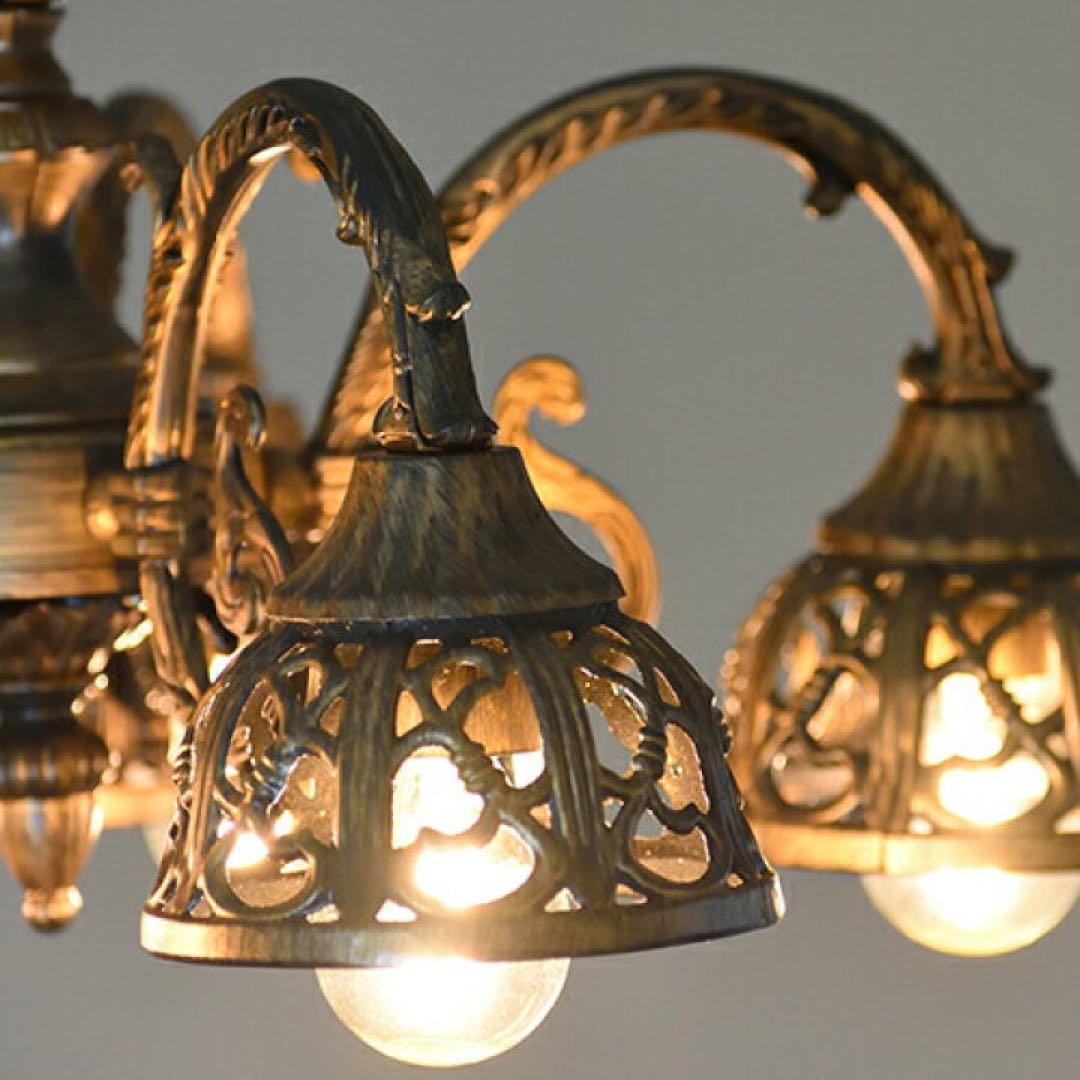 ジョグジャ　Jogjakarta ５灯シャンデリア残1点