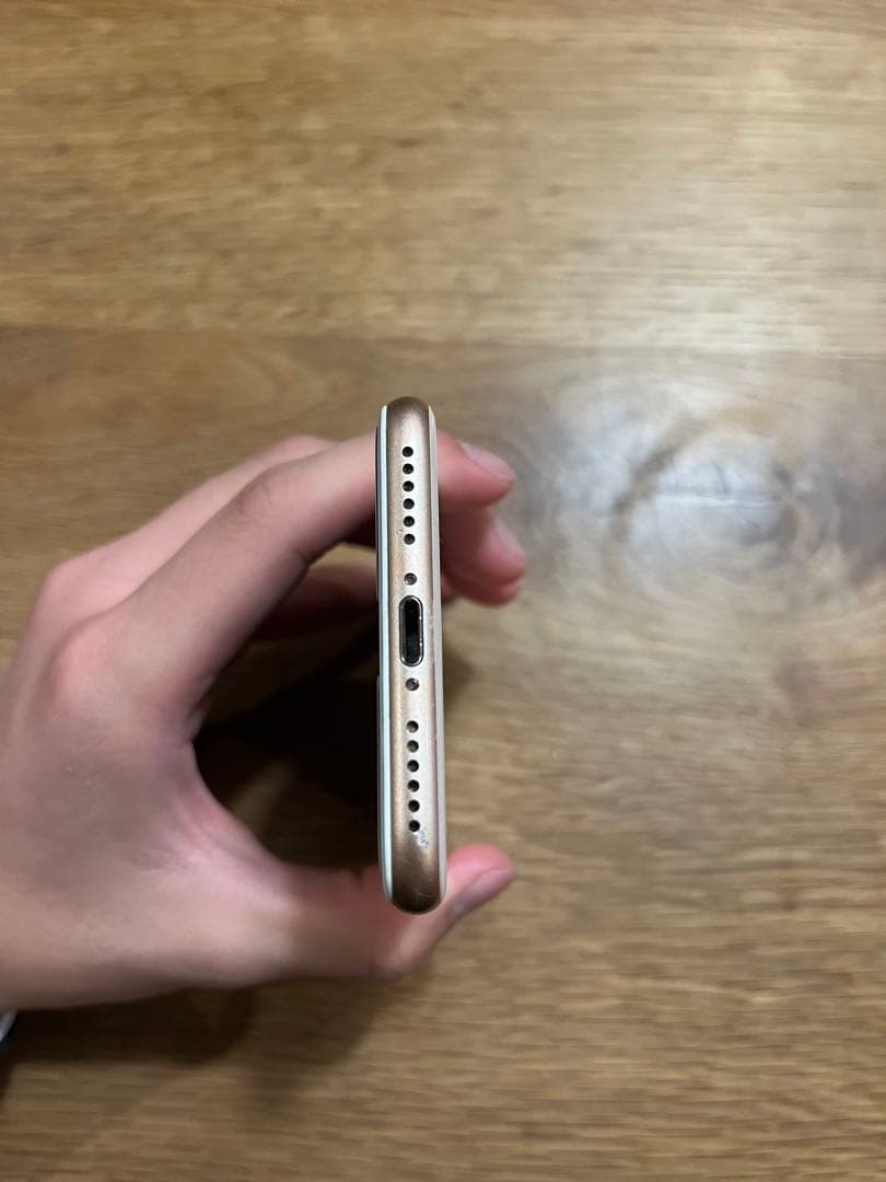 Apple iPhone 8 ピンクゴールド バッテリー100%