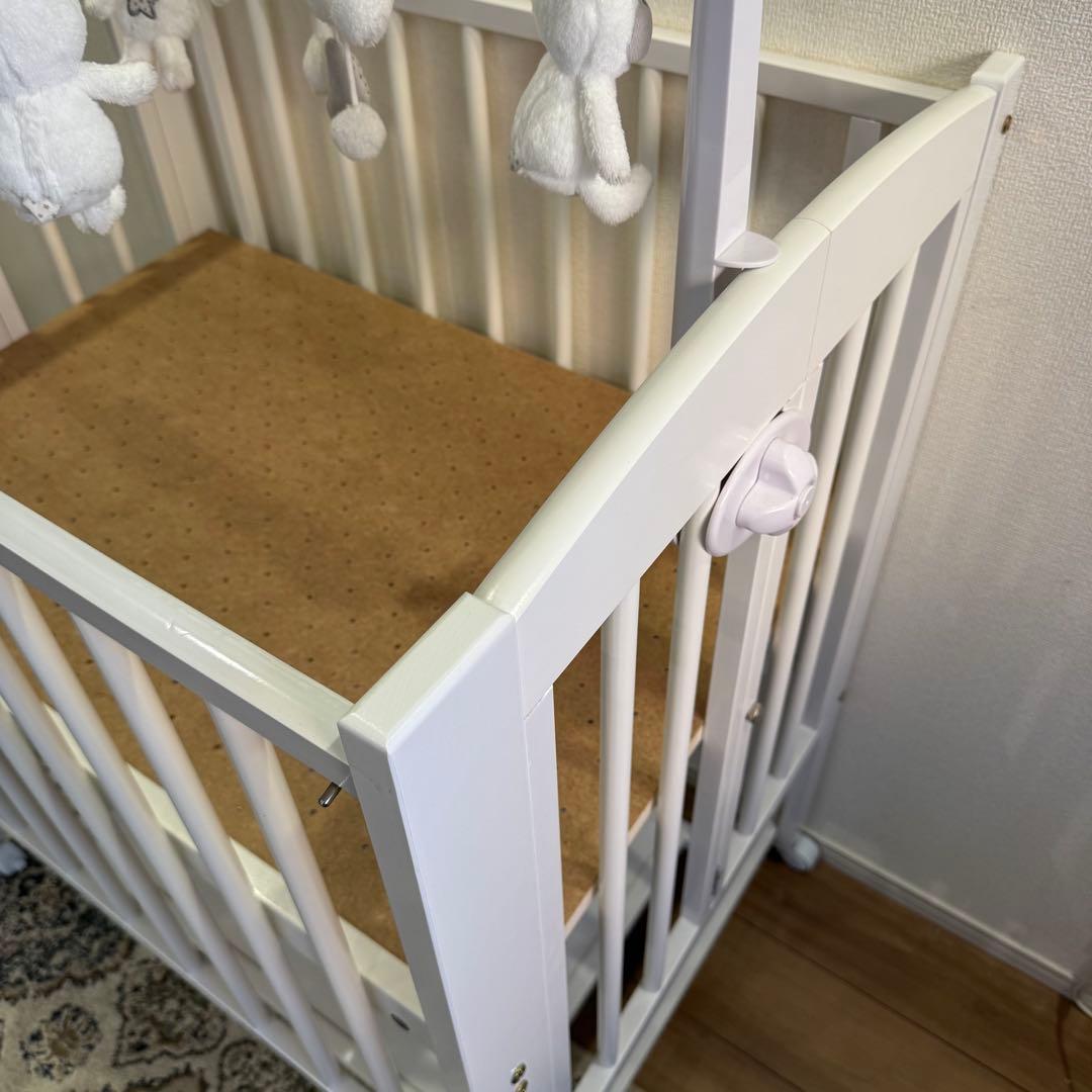 mm様 ✩ 専用ページ ベビーベッド　ミニ ハイベッド 折りたたみ式　メリー付き