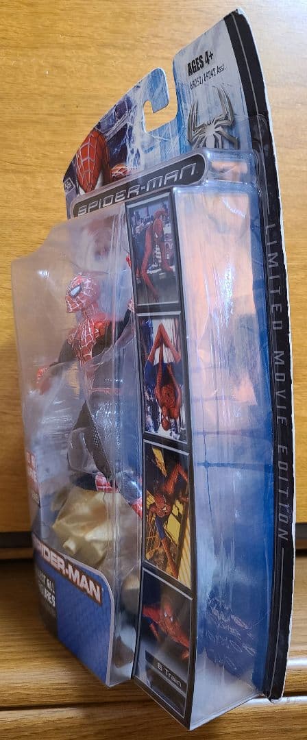 スパイダーマン 6インチアクションフィギュア 映画版 マーベルレジェンド