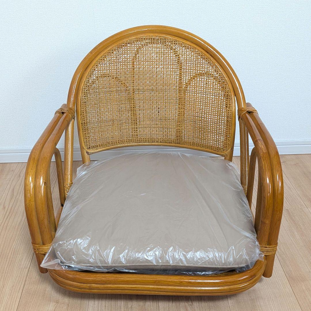 【未使用】 ラタン　回転座椅子　ロータイプ　1脚 ベージュ クッション