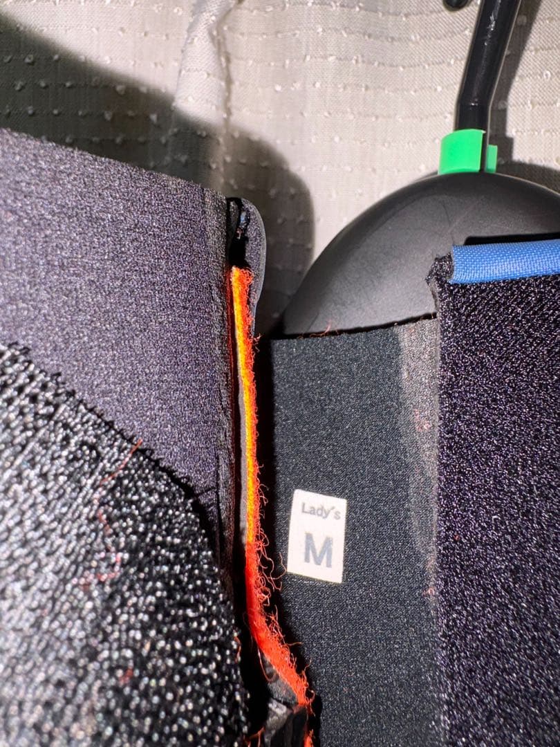 Tranche(トランシェ)5-3mm セミドライ レディースMサイズ 未使用品