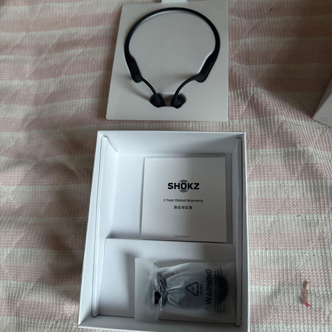 SHOKZ OPENRUN 骨伝導スポーツヘッドフォン