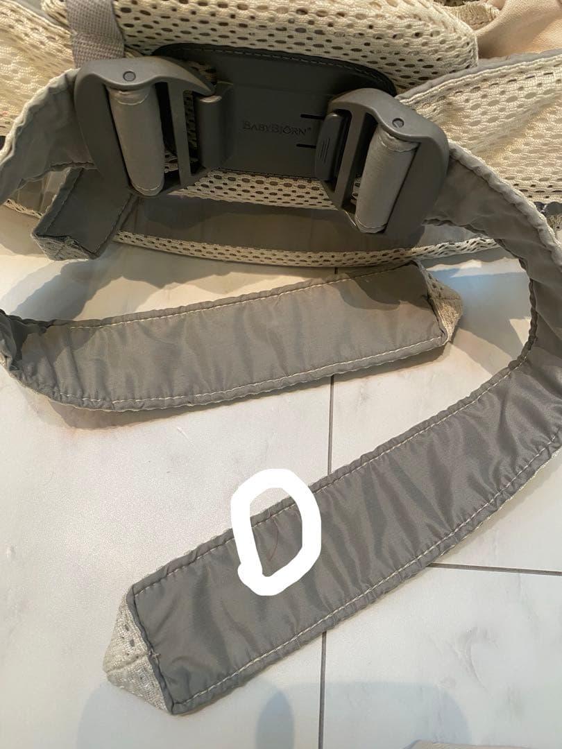 美品　BABYBJÖRN 抱っこ紐 ハーモニー　クリーム